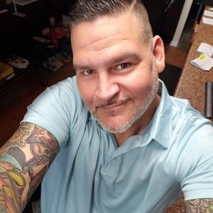 Meet your Posher, Juan